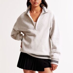 Abercrombie & Fitch Soft A&F Zip-Up Sweatshirt